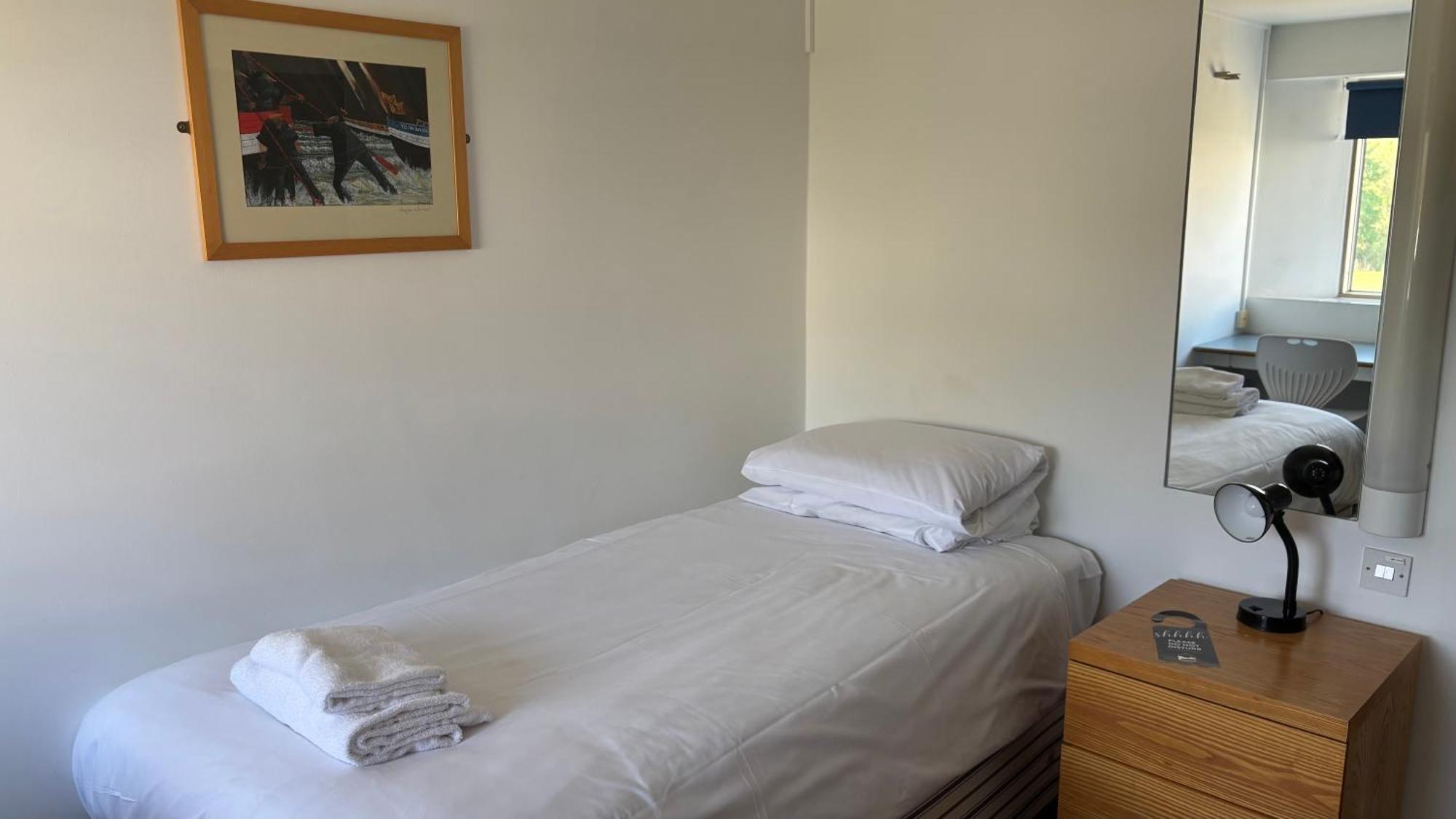Broadview Hotel Norwich Room photo